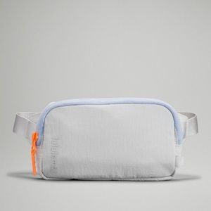Lululemon mini belt bag